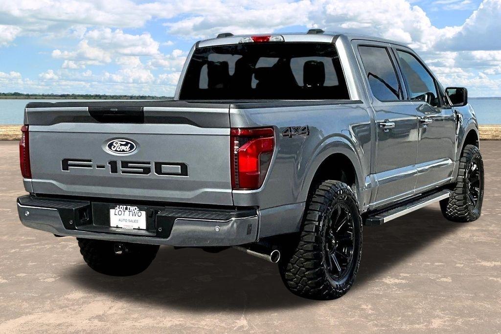 Ford F-150 XLT SuperCrew 4WD 2025