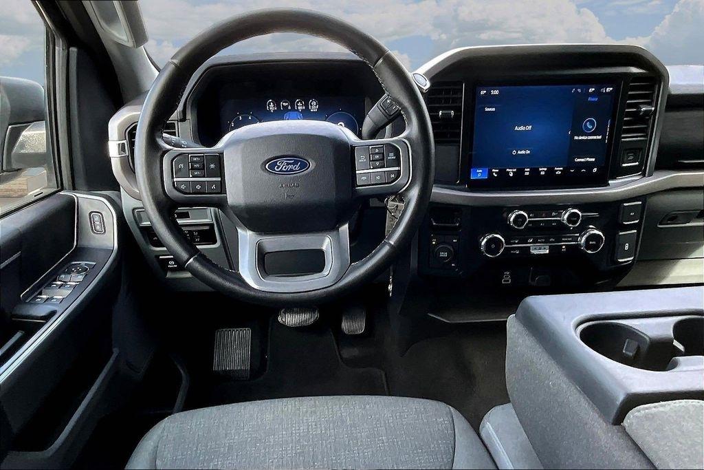 Ford F-150 XLT SuperCrew 4WD 2025