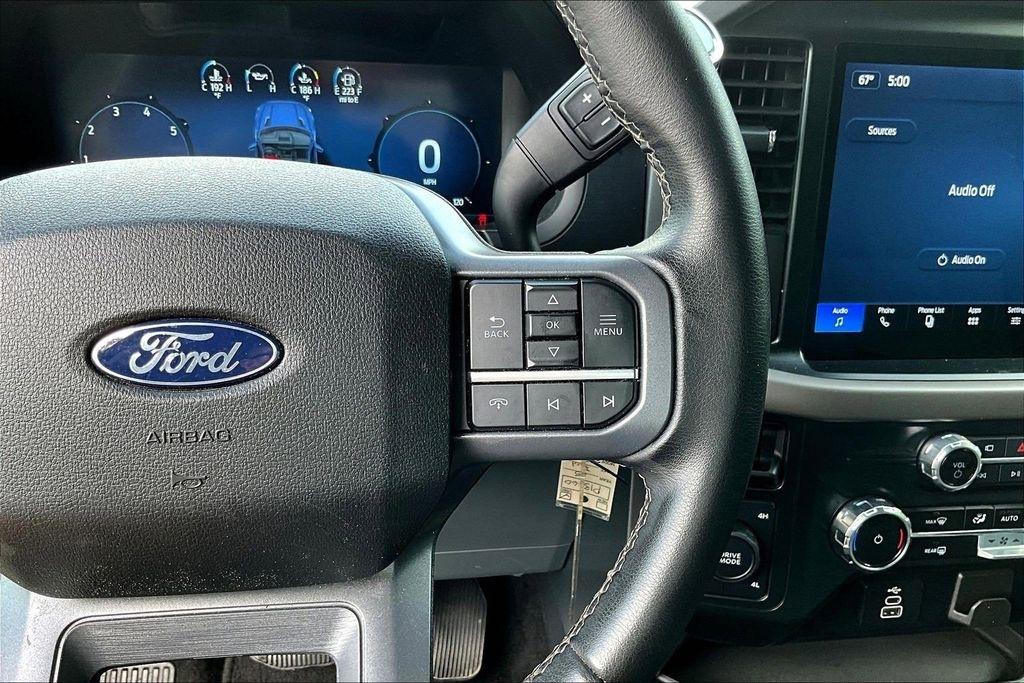 Ford F-150 XLT SuperCrew 4WD 2025