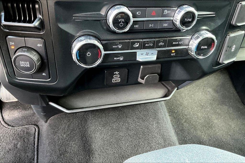 Ford F-150 XLT SuperCrew 4WD 2025