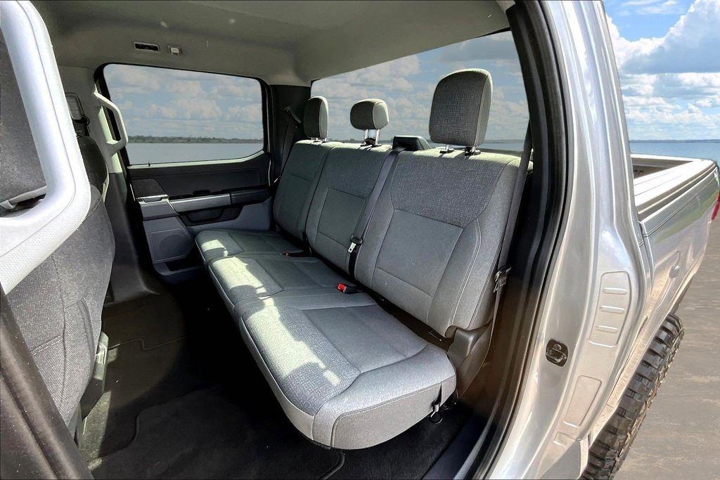 Ford F-150 XLT SuperCrew 4WD 2025