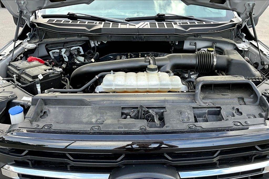 Ford F-150 XLT SuperCrew 4WD 2025