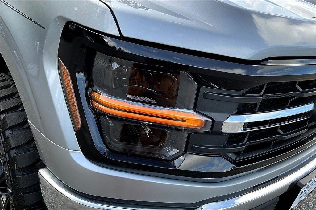 Ford F-150 XLT SuperCrew 4WD 2025