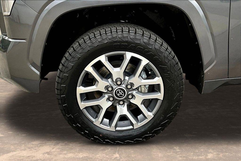 Toyota Tundra 1794 CrewMax 4WD 2023