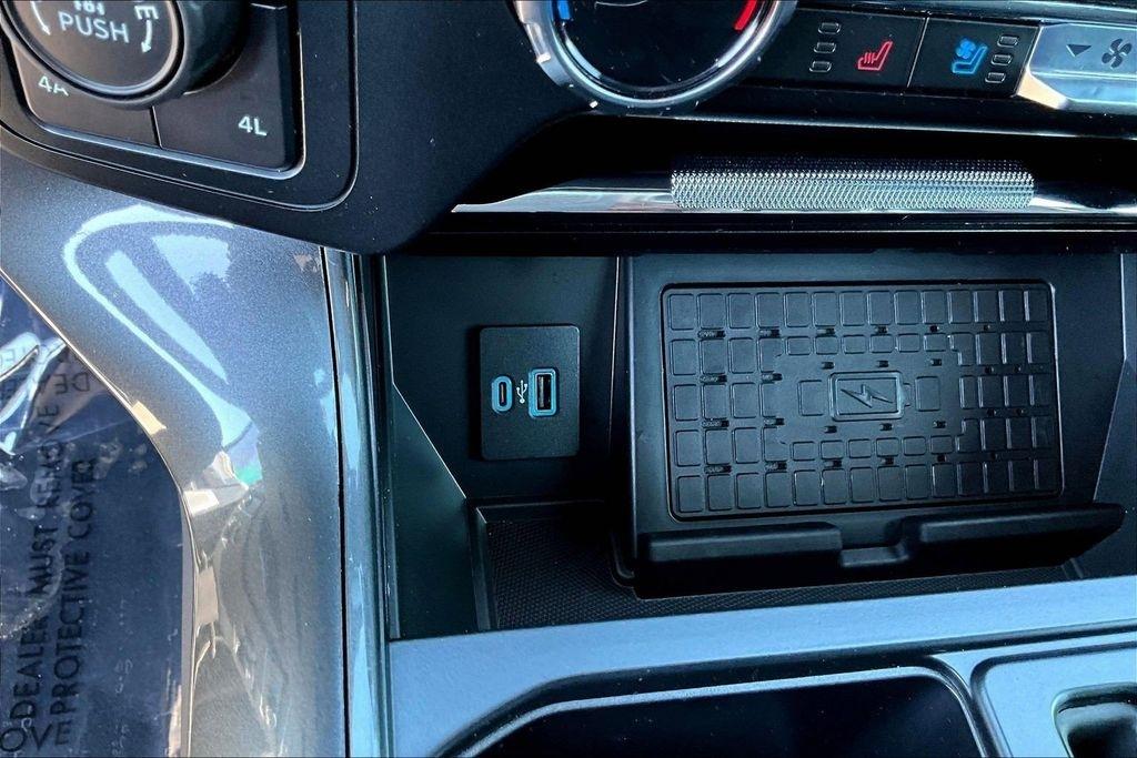 Ford F-150 Lariat SuperCrew 5.5-ft. Bed 4WD 2023