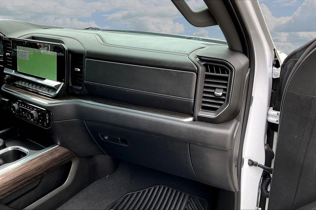 Chevrolet Silverado 1500 RST Crew Cab 4WD 2024