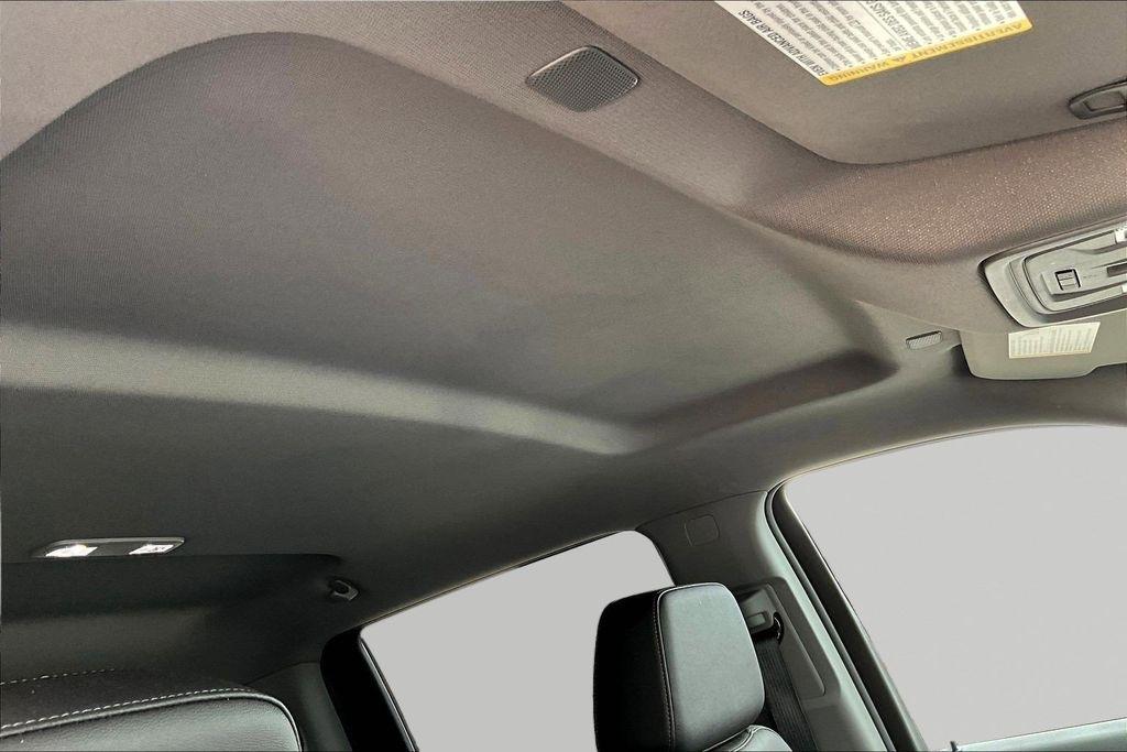 Chevrolet Silverado 1500 RST Crew Cab 4WD 2024