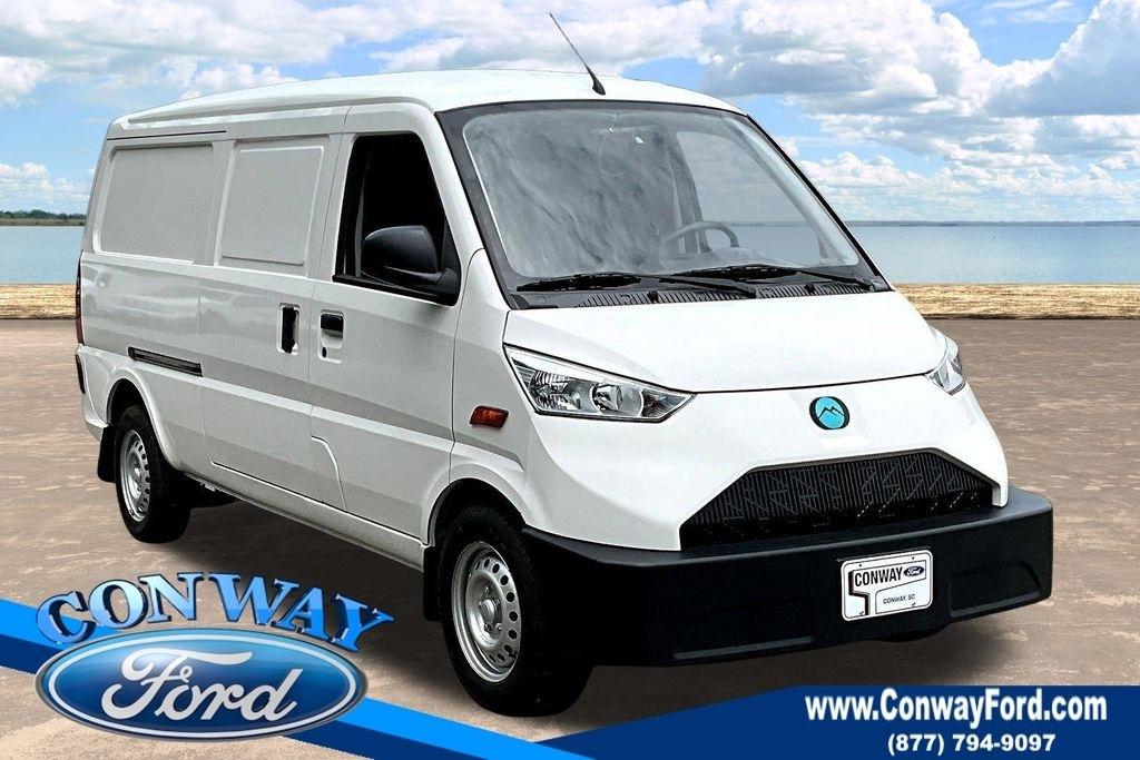 Nissan NX  2024