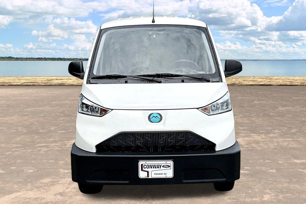 Nissan NX  2024