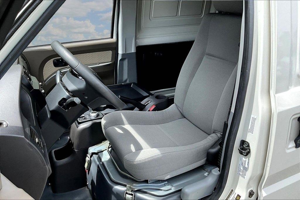 Nissan NX  2024