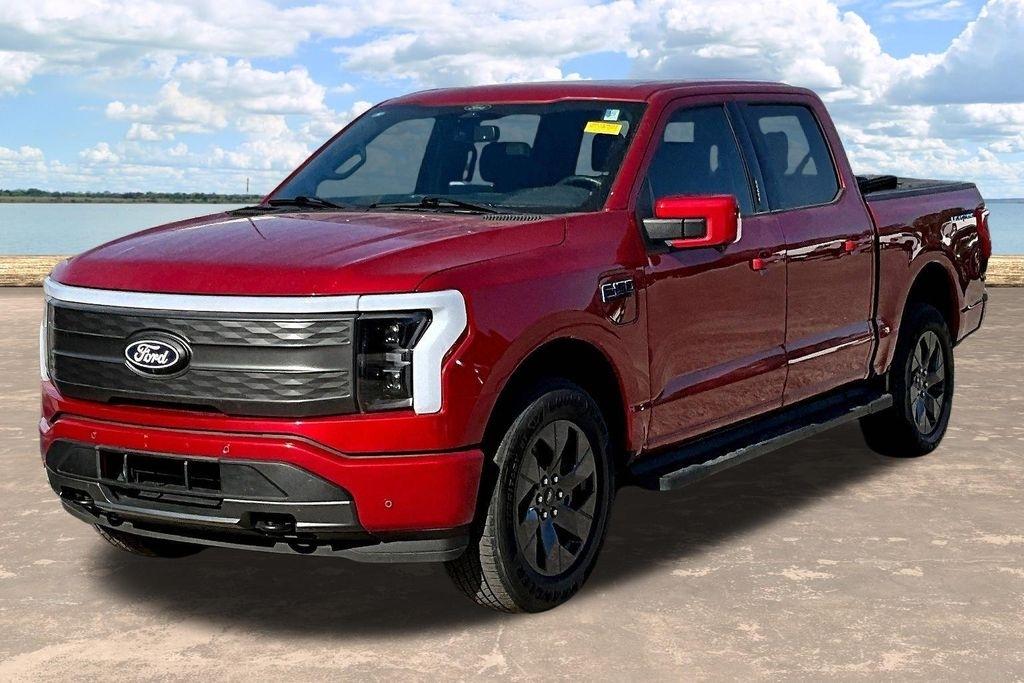 Ford F-150 Lightning Lariat 2024