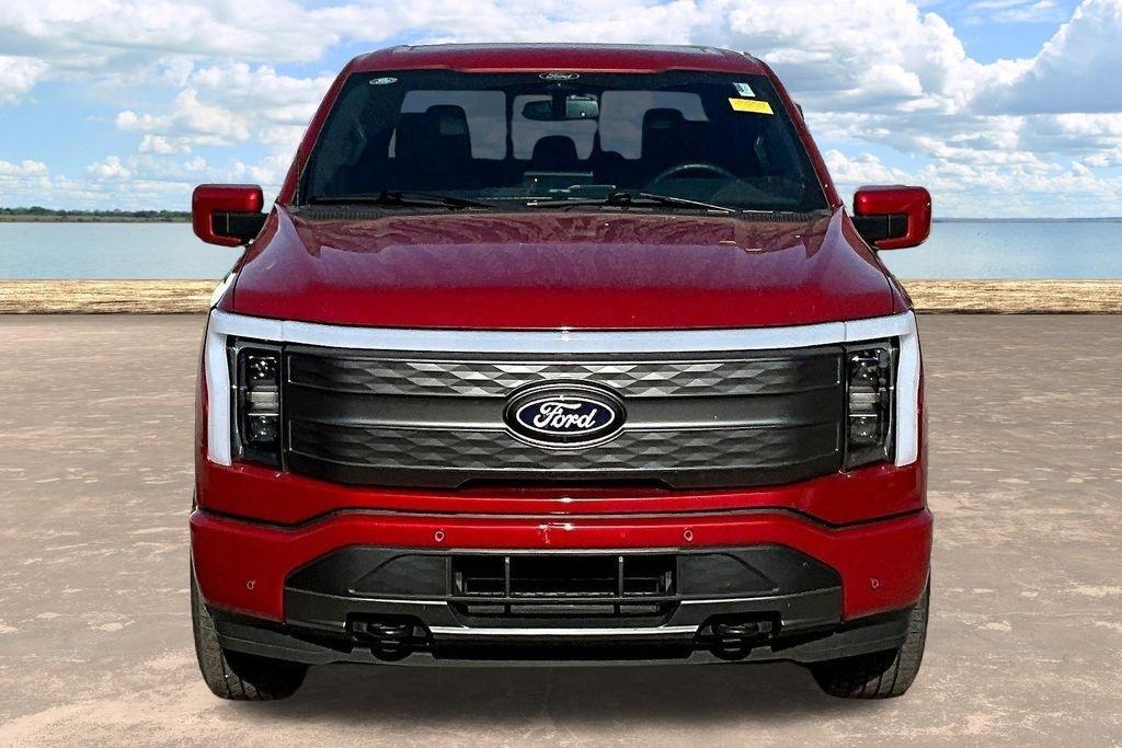 Ford F-150 Lightning Lariat 2024