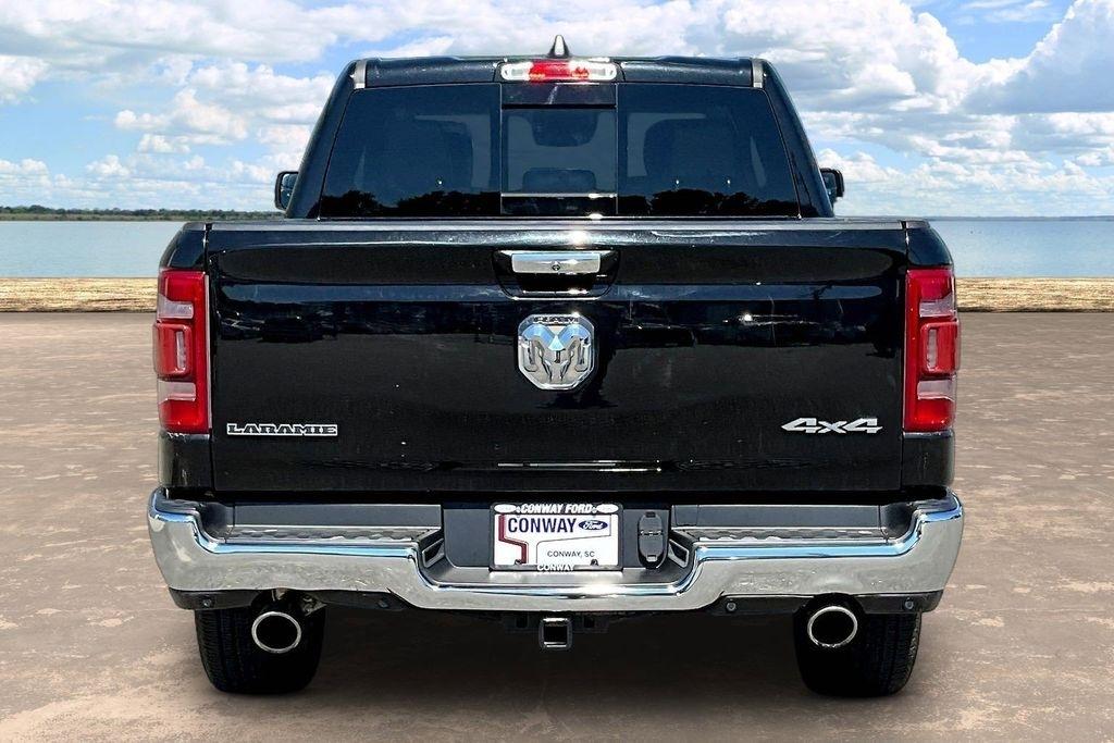 RAM 1500 Laramie Crew Cab SWB 4WD 2022