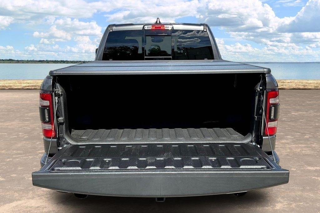 RAM 1500 Lone Star Crew Cab LB 4WD 2022