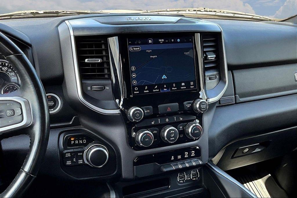 RAM 1500 Lone Star Crew Cab LB 4WD 2022