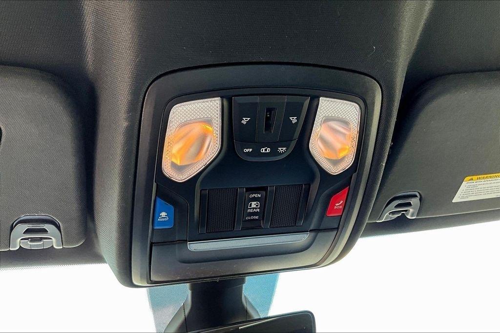 RAM 1500 Lone Star Crew Cab LB 4WD 2022