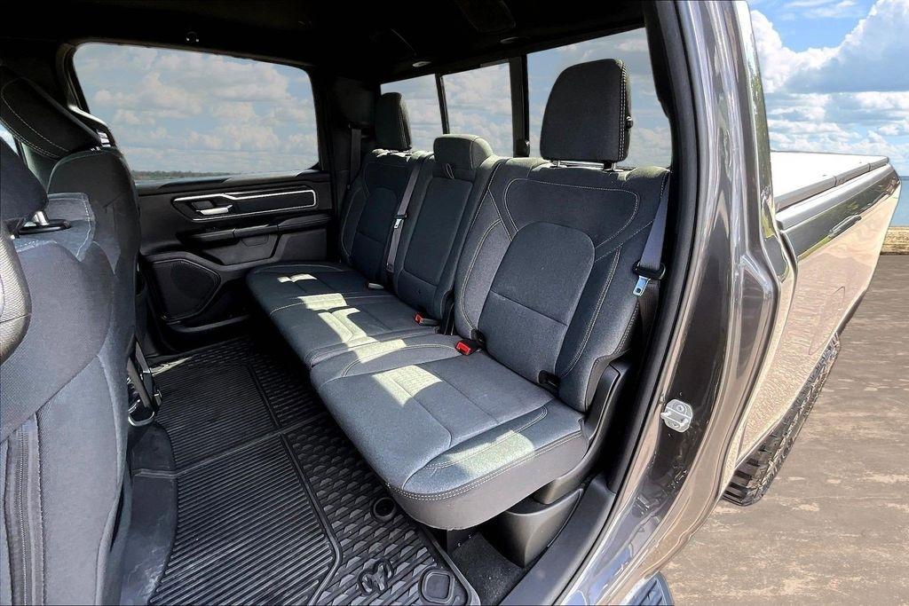 RAM 1500 Lone Star Crew Cab LB 4WD 2022