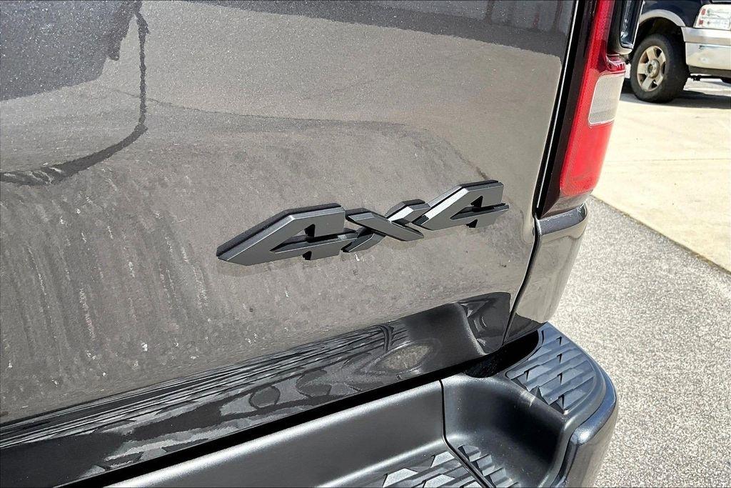 RAM 1500 Lone Star Crew Cab LB 4WD 2022