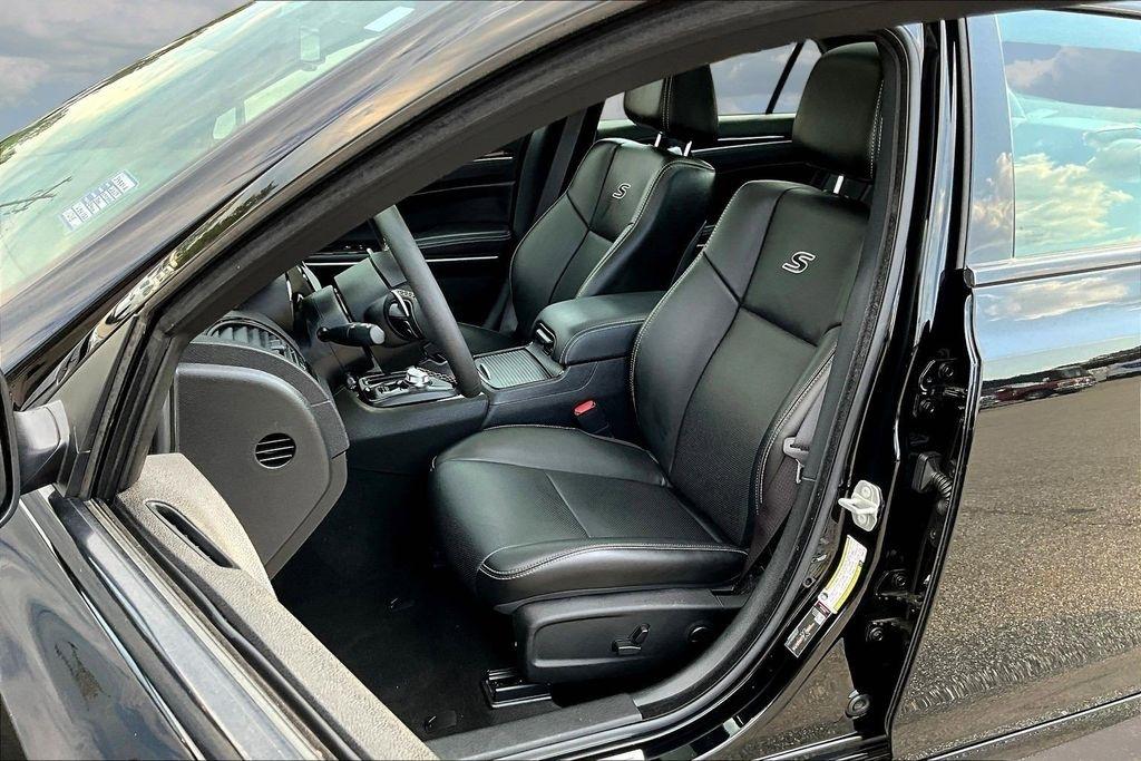 Chrysler 300 S V8 2023