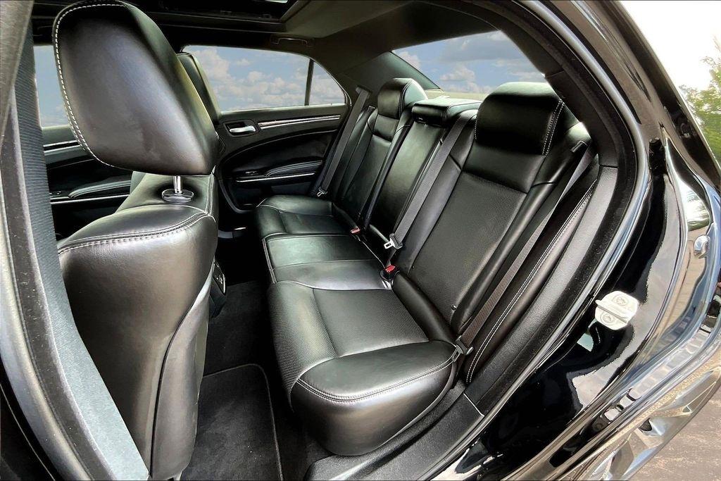 Chrysler 300 S V8 2023