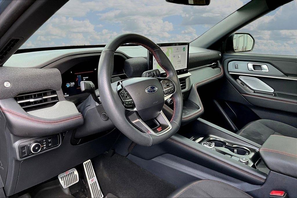 Ford Explorer ST AWD 2025