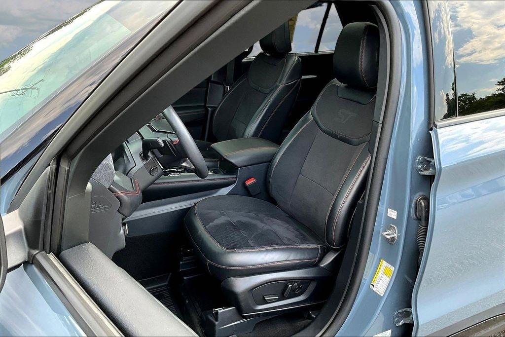 Ford Explorer ST AWD 2025