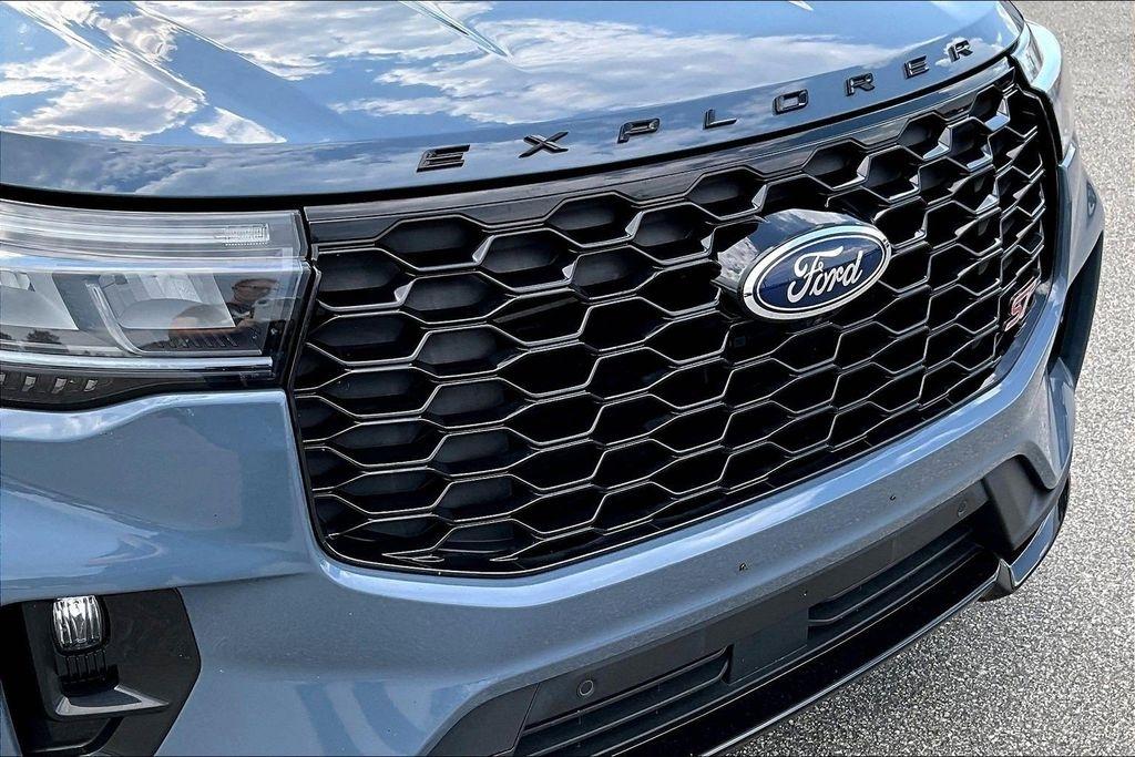 Ford Explorer ST AWD 2025