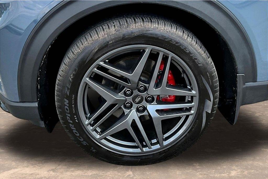 Ford Explorer ST AWD 2025