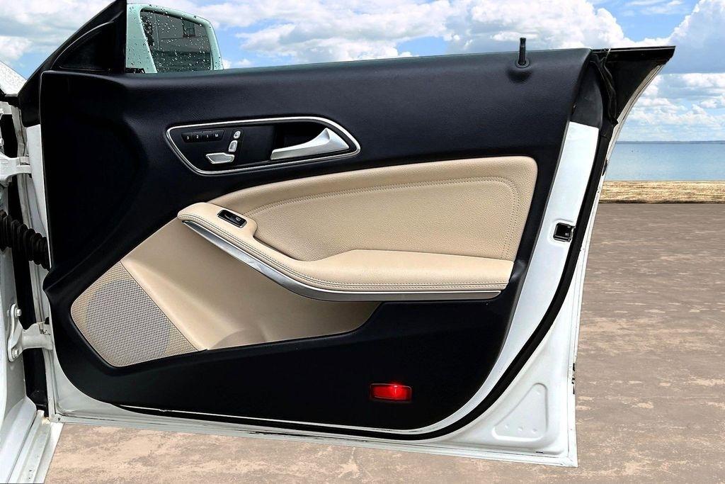 Mercedes-Benz CLA-Class CLA250 2018