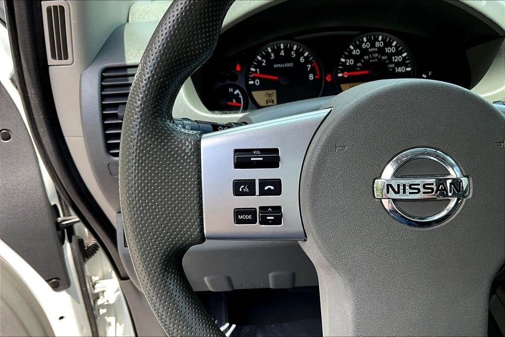 Nissan Frontier SV Crew Cab 4WD 2021