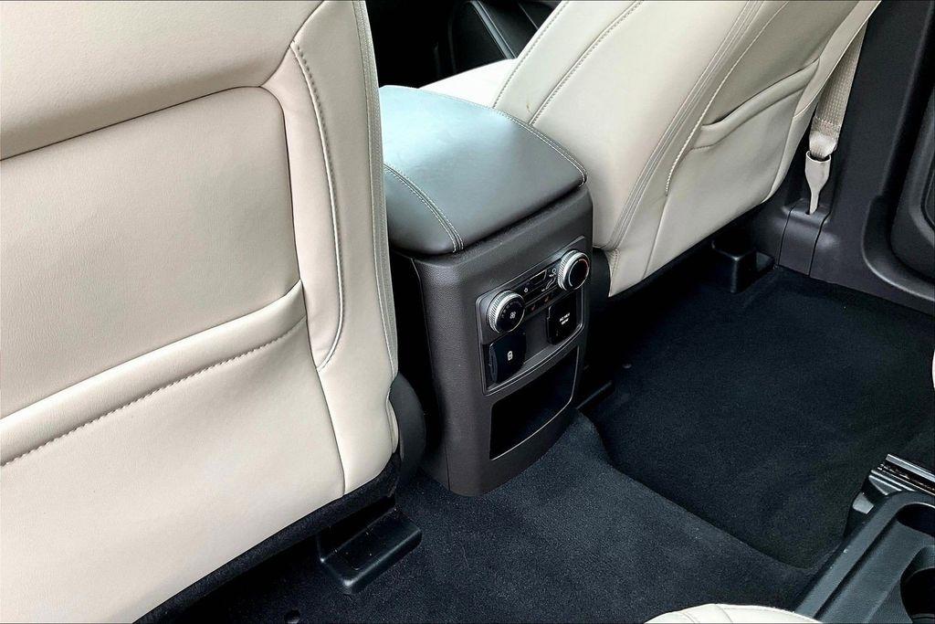Ford Explorer Platinum AWD 2021