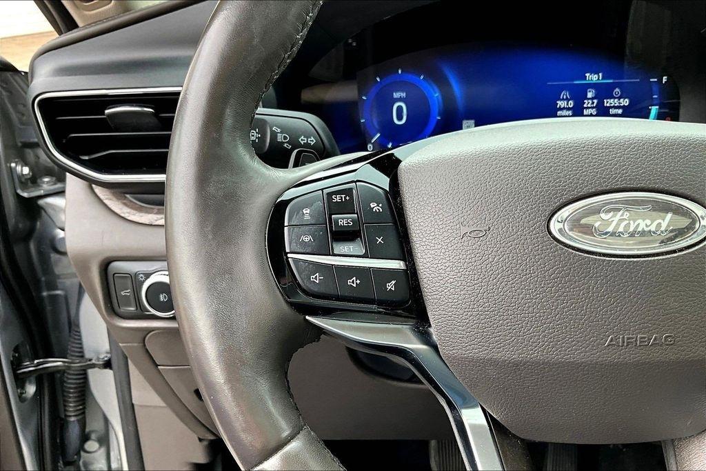 Ford Explorer Platinum AWD 2021