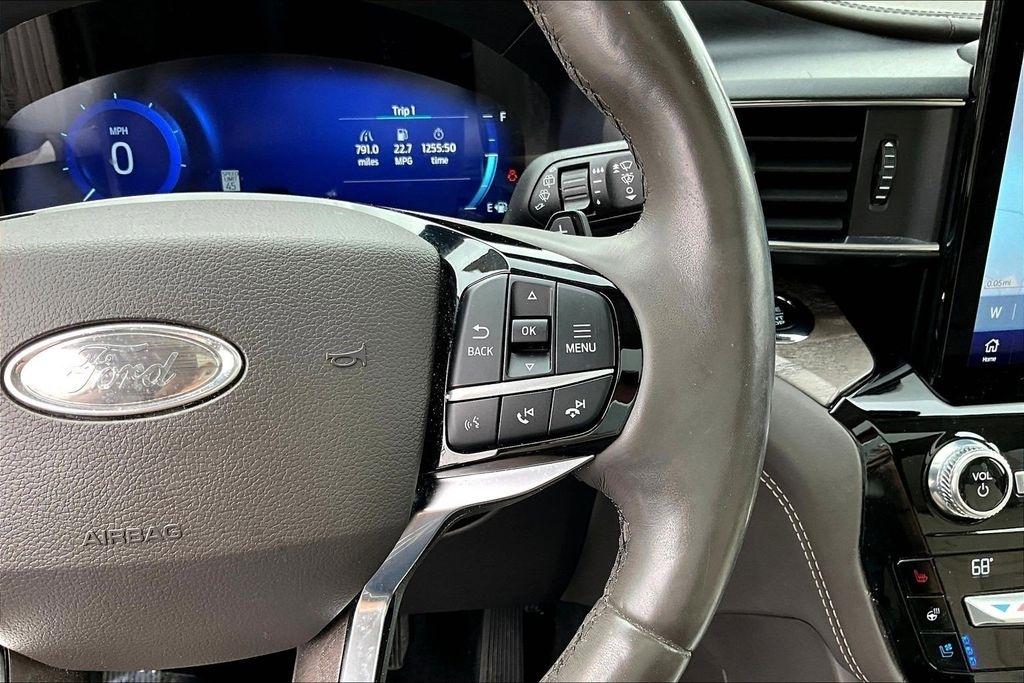 Ford Explorer Platinum AWD 2021