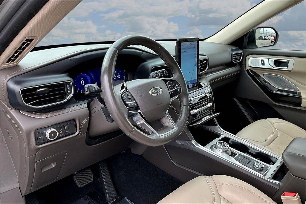Ford Explorer Platinum AWD 2021