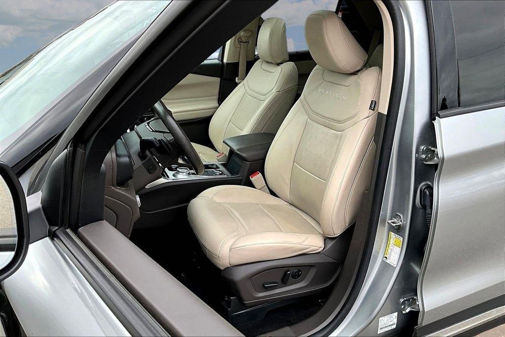 Ford Explorer Platinum AWD 2021