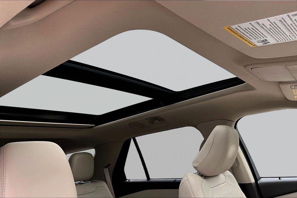 Ford Explorer Platinum AWD 2021