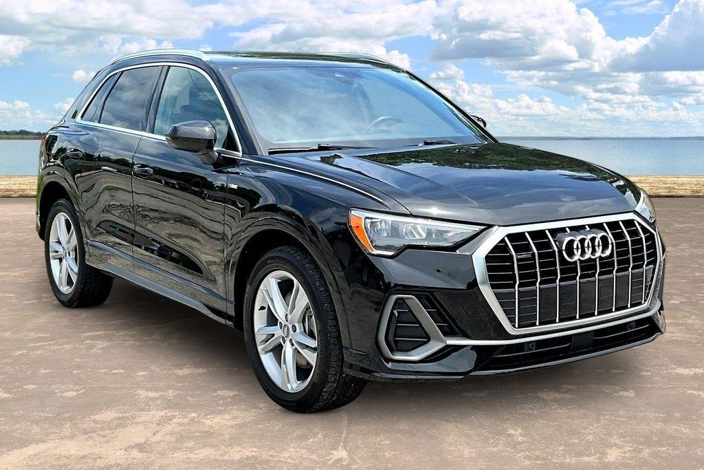 2021 Audi Q3 S line Premium quattro