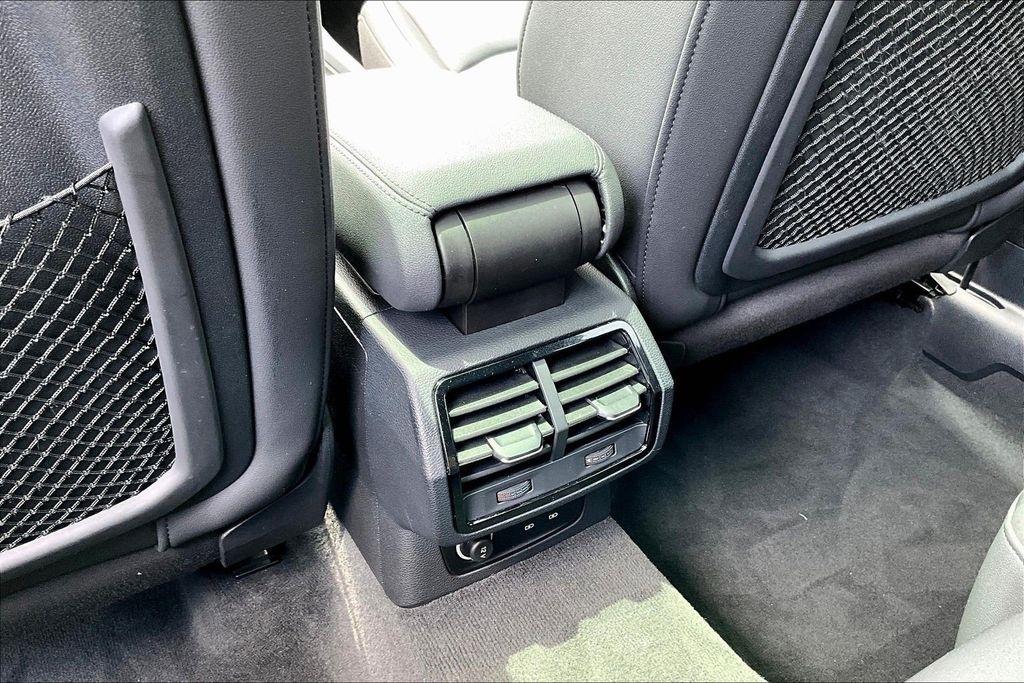 Audi Q3 S line Premium 45 TFSI quattro 2021