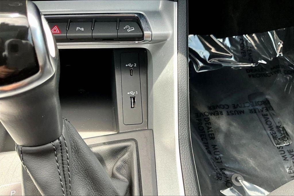 Audi Q3 S line Premium 45 TFSI quattro 2021
