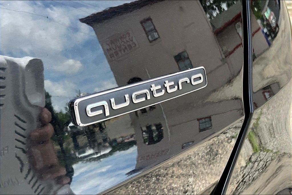 Audi Q3 S line Premium 45 TFSI quattro 2021