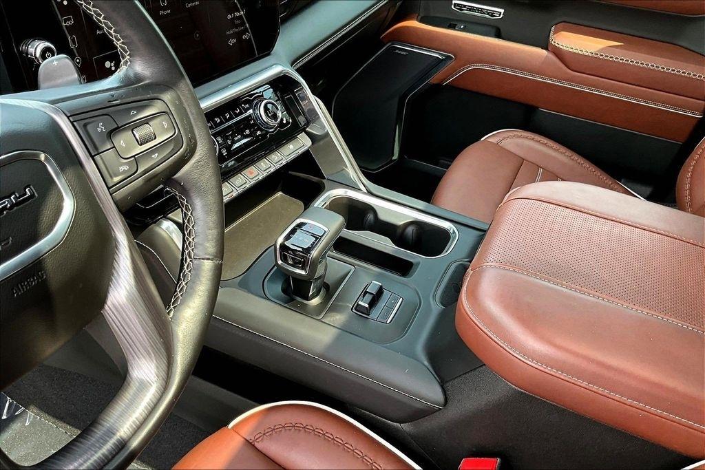 GMC Sierra 1500 Denali Ultimate Crew Cab 4WD 2023