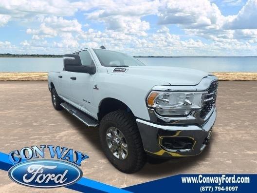 RAM 2500 Tradesman Crew Cab SWB 4WD 2024