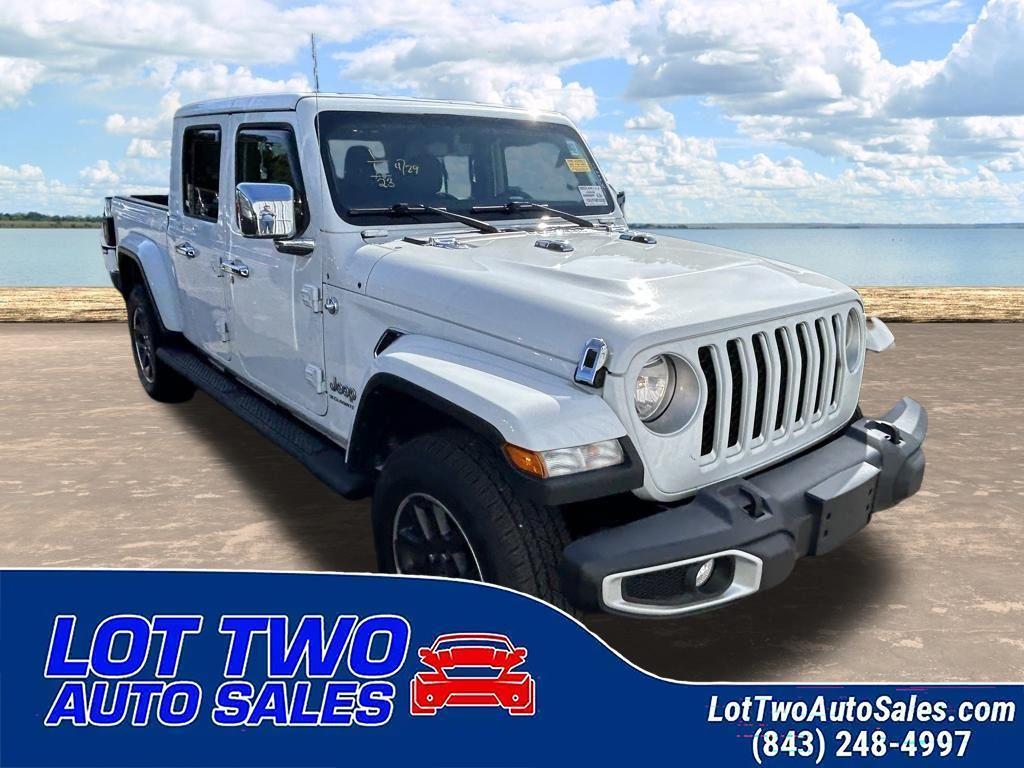 2023 Jeep Gladiator Overland's photo