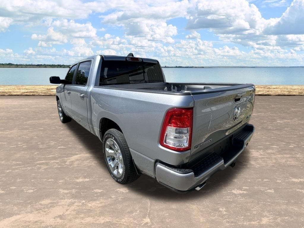 RAM 1500 Big Horn Crew Cab SWB 4WD 2022