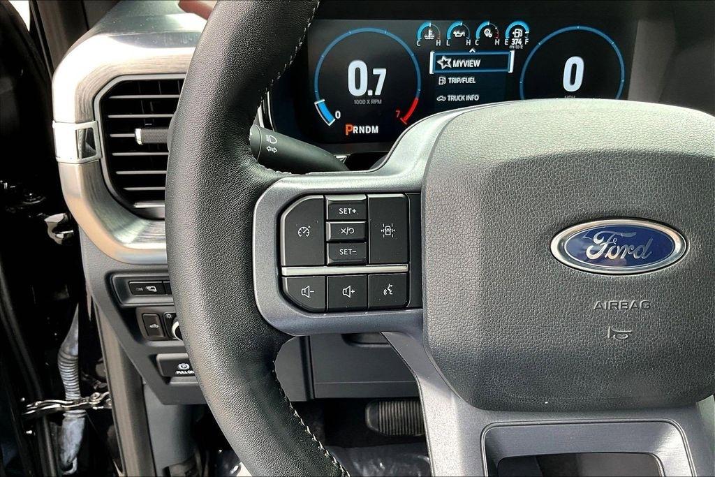 Ford F-150 Lariat SuperCrew 5.5-ft. Bed 4WD 2023