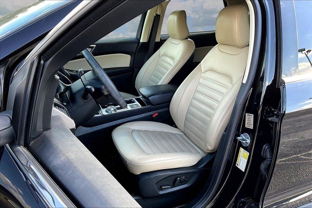Ford Edge SEL AWD 2022