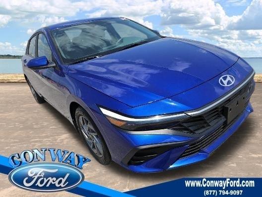 Hyundai Elantra Blue Hybrid 2024