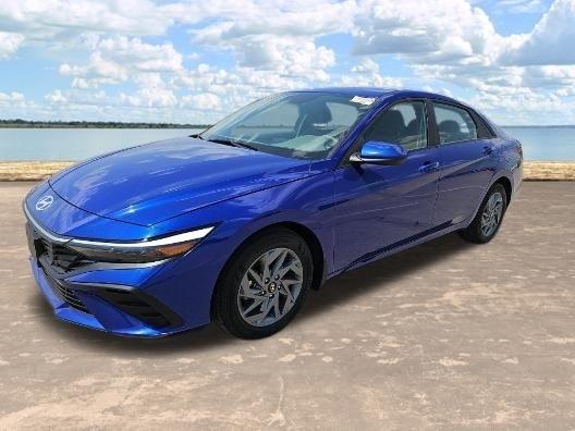 Hyundai Elantra Blue Hybrid 2024