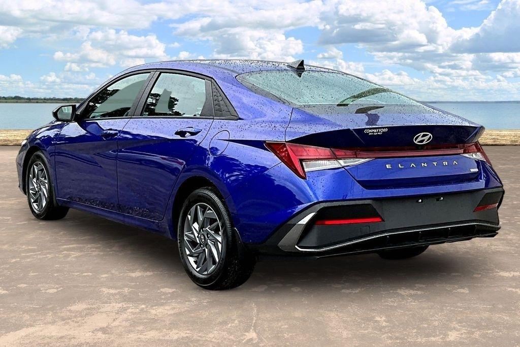 Hyundai Elantra Blue DCT 2024
