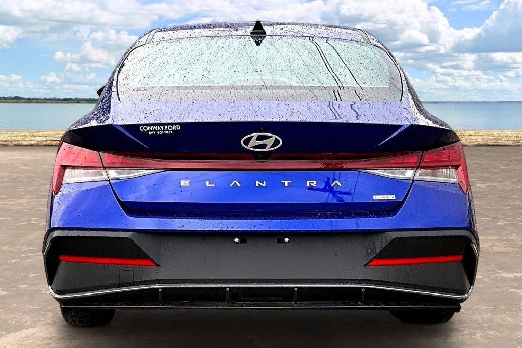 Hyundai Elantra Blue DCT 2024